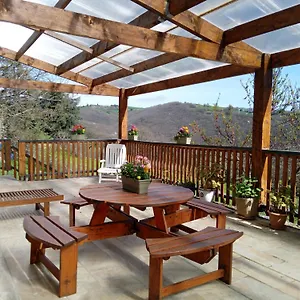 https://la-bergerie-de-lavernhe.midi-pyreneeshotels.com